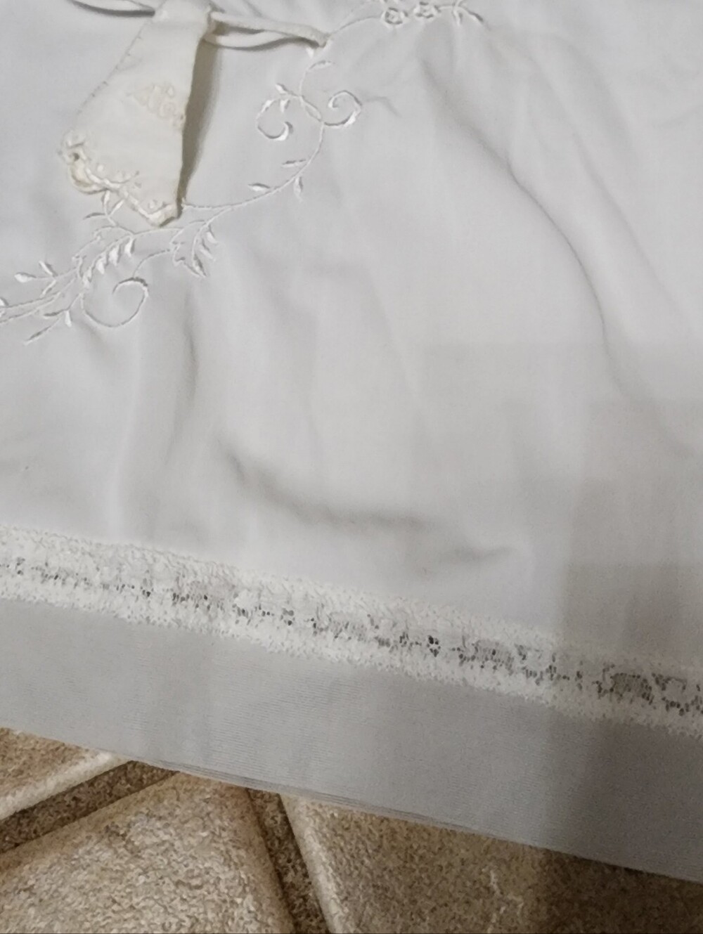 Delicate White Embroidered Chemise Half Slip Mesh Lace Trim Cottagecore Coastal